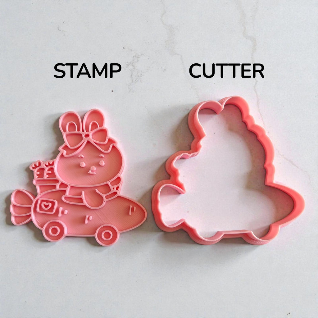 Cortador y sello de galleta Conejo Auto con zanahoria pascua para fondant reposteria, galletas, masa fria y manualidades.