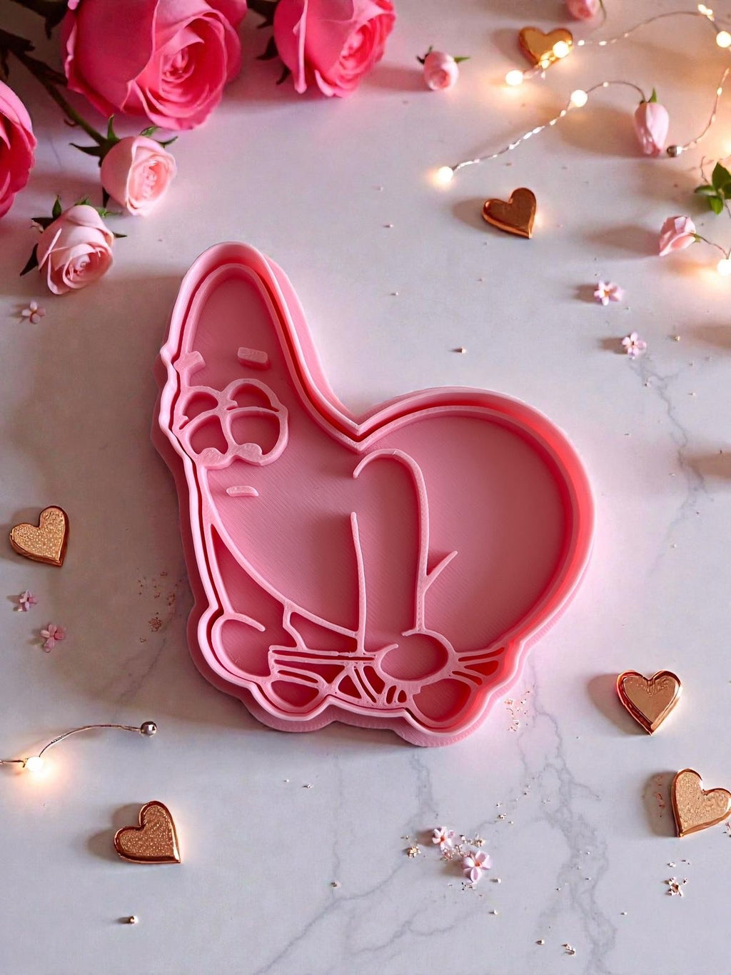 Cortador y sello de galletas Patricio cobrate meme para fondant reposteria, galletas, masa fria y manualidades.