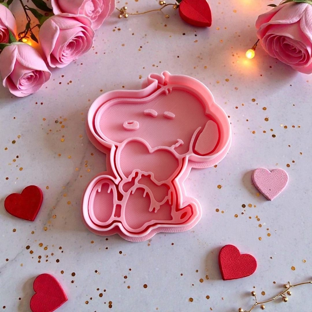 Cortador y sello de galleta Perro dibujo animado enamorado para fondant reposteria, galletas, masa fria y manualidades.