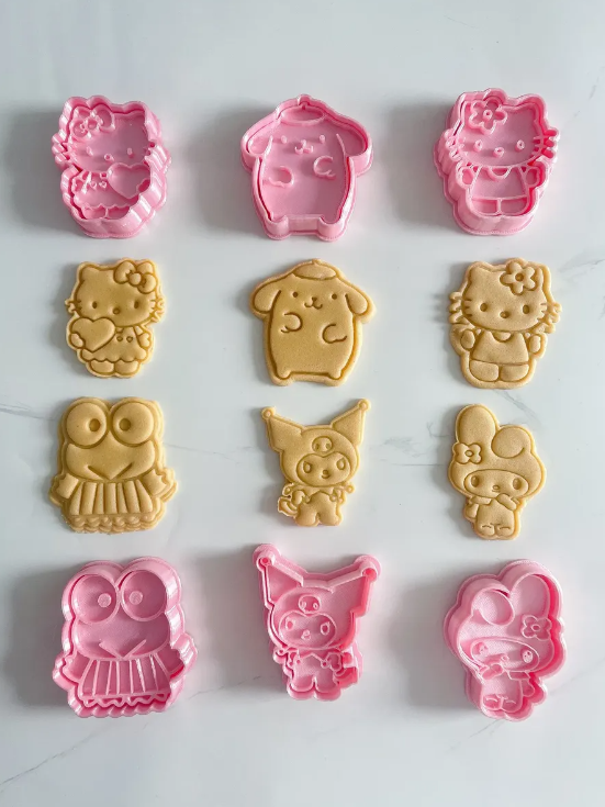Cortadores y sellos de galletas, Set de 6 figuras de Anime Kawaii Gata Kitty 6cm para fondant, reposteria, galletas, masa fria y manualidades.
