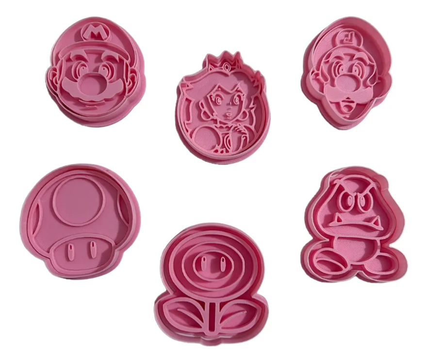 Cortadores y sellos de galletas, Set de 6 figuras de Mario de pelicula tematica 5cm para fondant, reposteria, galletas, masa fria y manualidades.