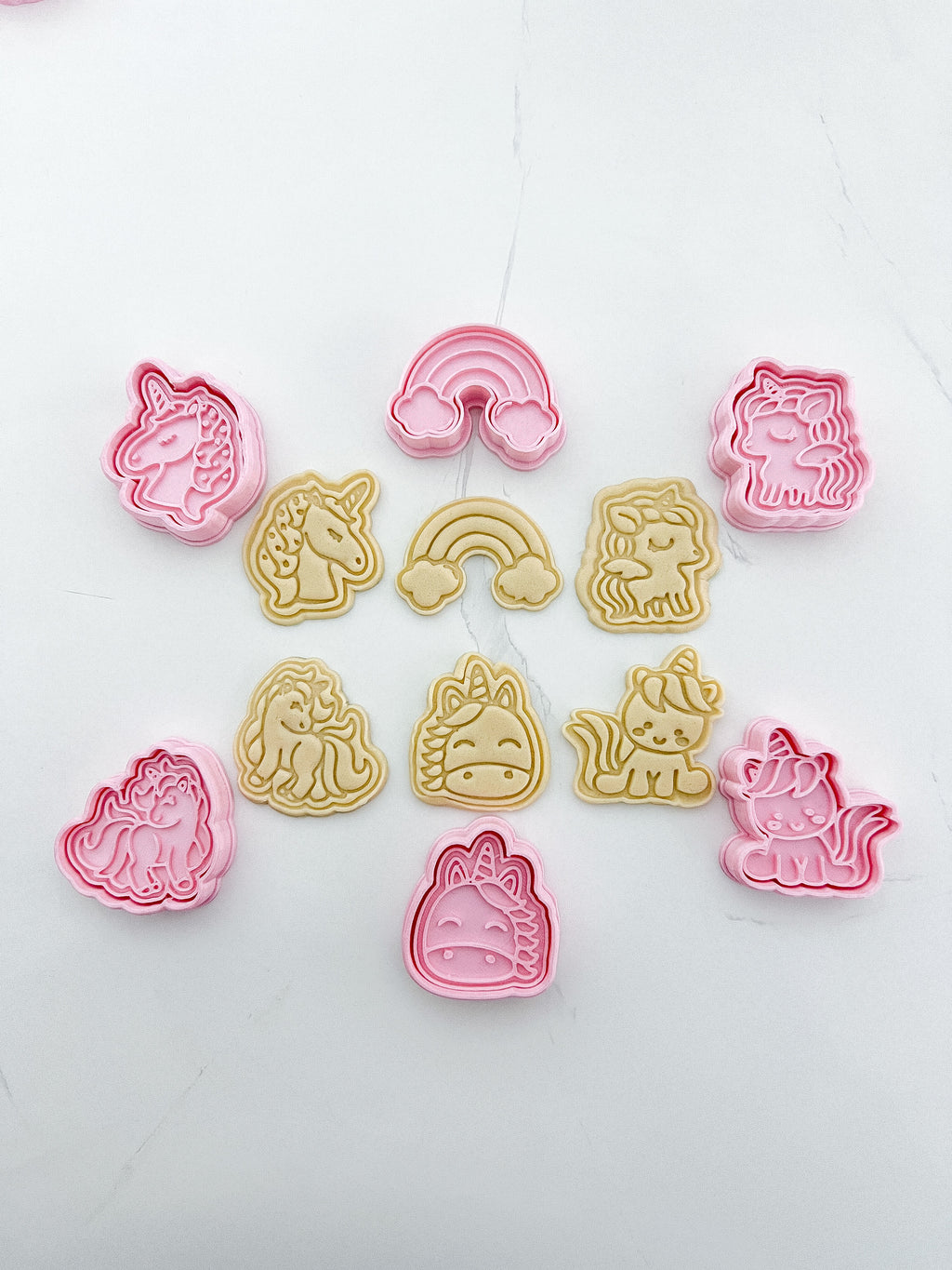 Cortadores y sellos de galletas, Set de 6 figuras de Unicornio, nubes 5cm para fondant reposteria, galletas, masa fria y manualidades.