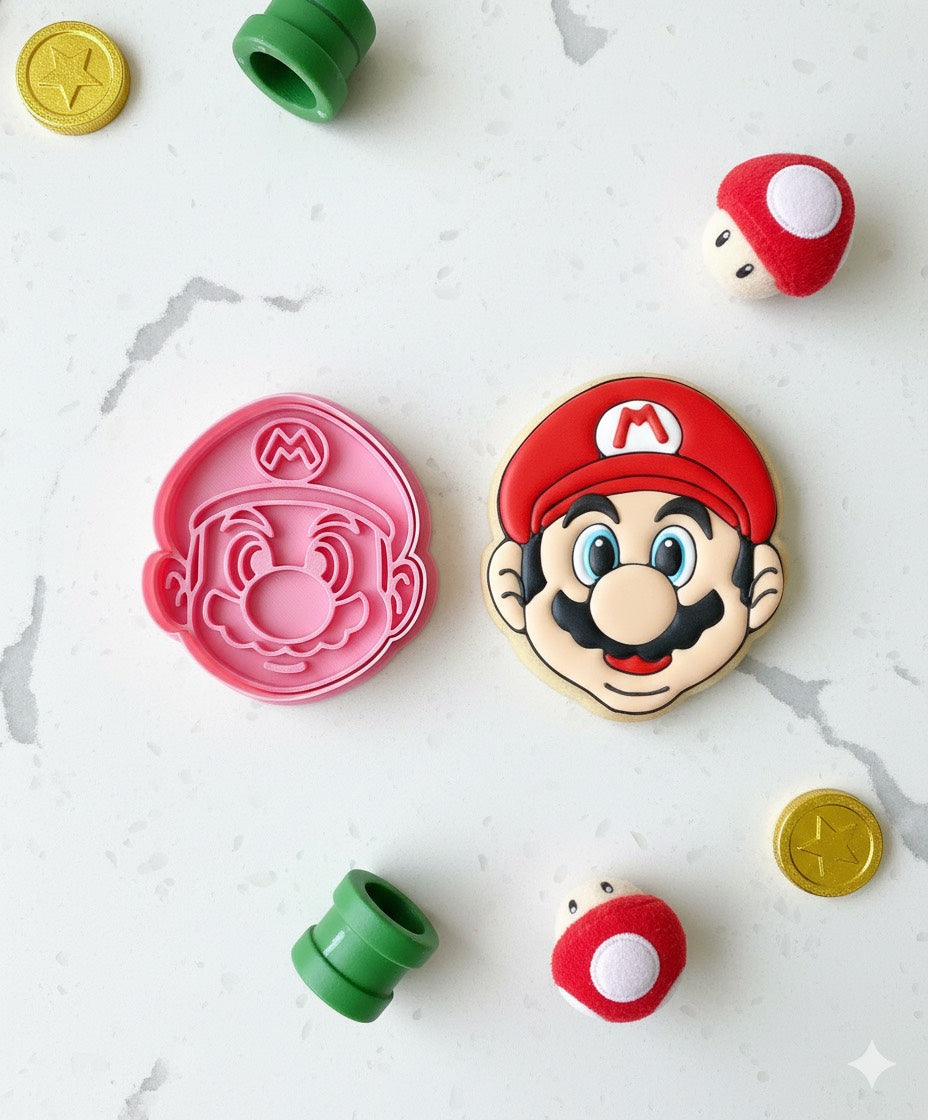 Cortador y sello de galleta Mario Pelicula para fondant reposteria, galletas, masa fria y manualidades.