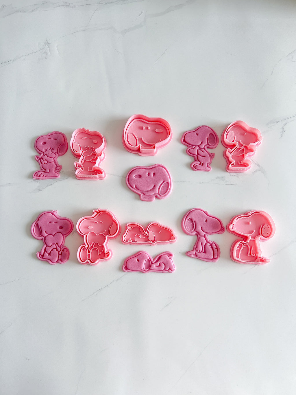 Cortadores y sellos de galletas, Set de Perro Curioso Dibujo Animado 5cm para fondant, masa fria, manualidades y galletas.
