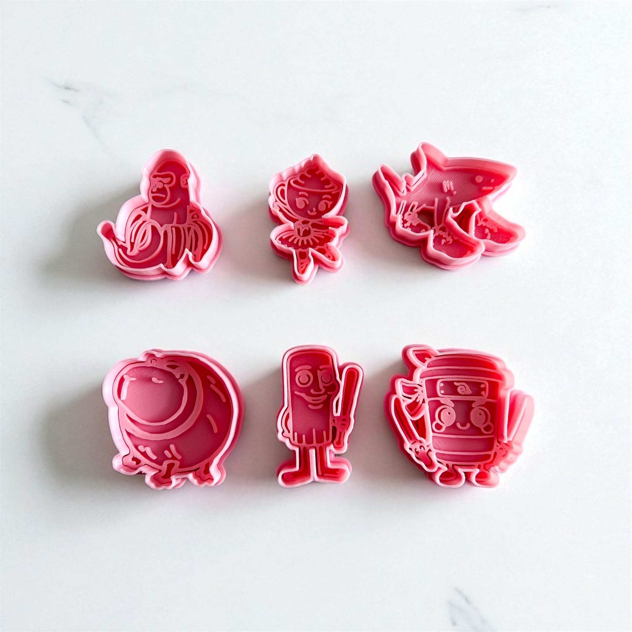 Cortadores y sellos de galletas, Set de 6 figuras de Tralalero Tralala de 5cm para fondant, reposteria, galletas, masa fria y manualidades.