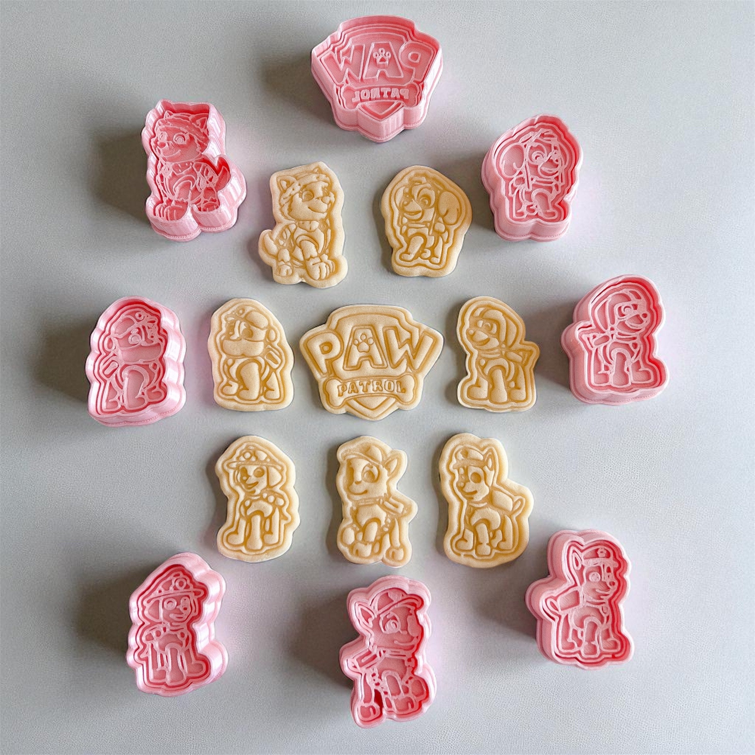 Cortadores y sellos de galletas, Set de 8 figuras de patrulla canina perros de pelicula tematica de 5cm para fondant, reposteria, galletas, masa fria y manualidades