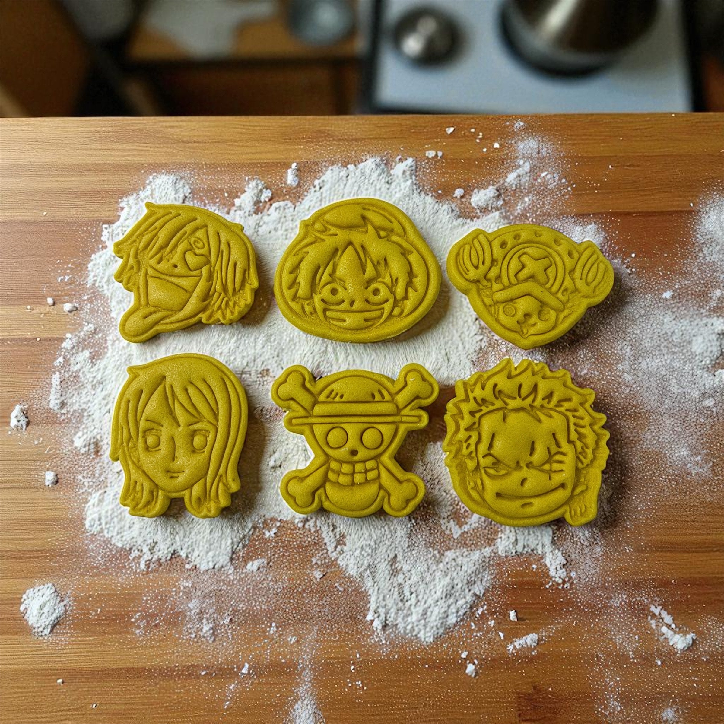 Cortadores y sellos de galletas Set de 6 figuras de Anime one piece 5cm para fondant reposteria, galletas, masa fria y manualidades.