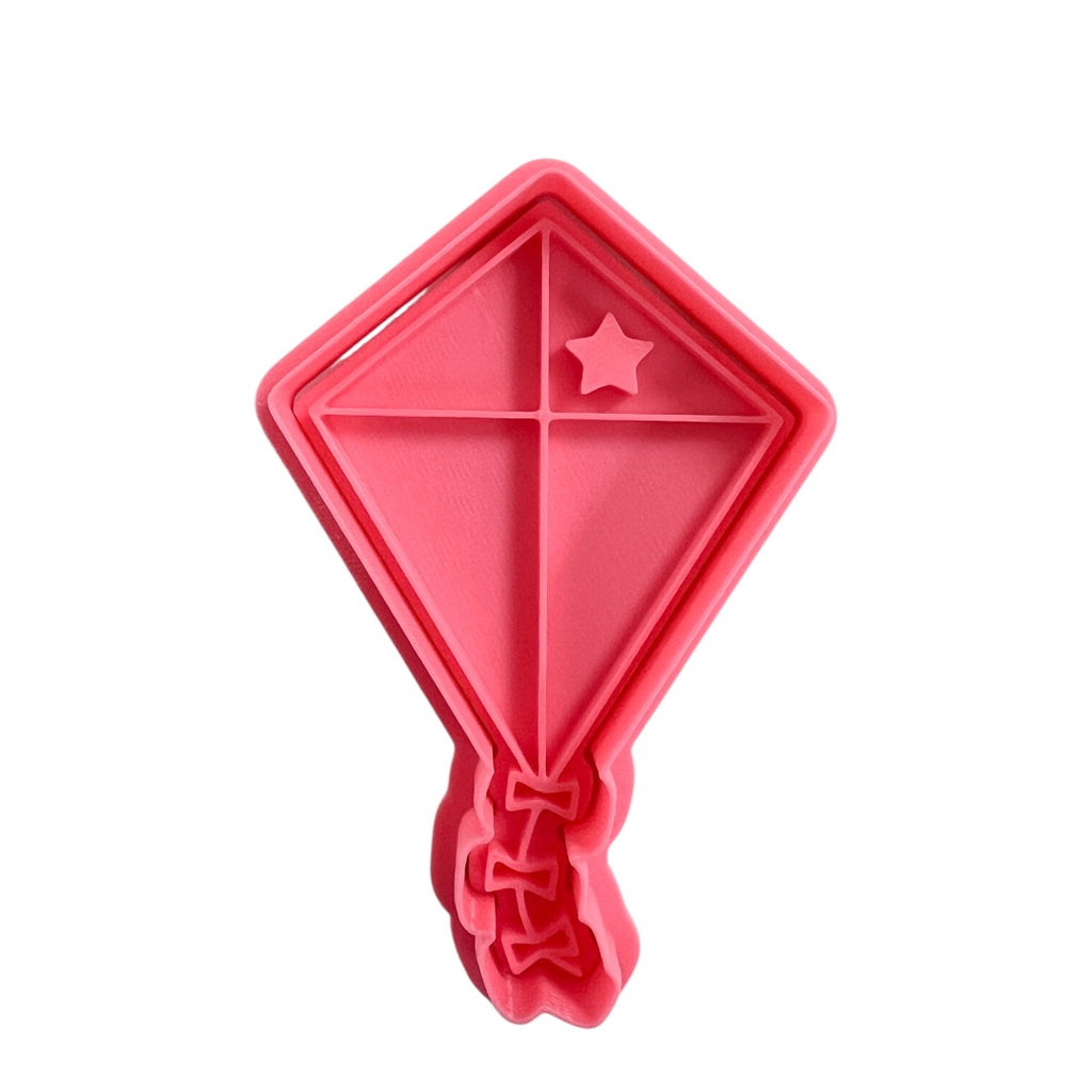 Cortador y sello de galleta Cometa Chile para fondant reposteria, galletas, masa fria y manualidades.