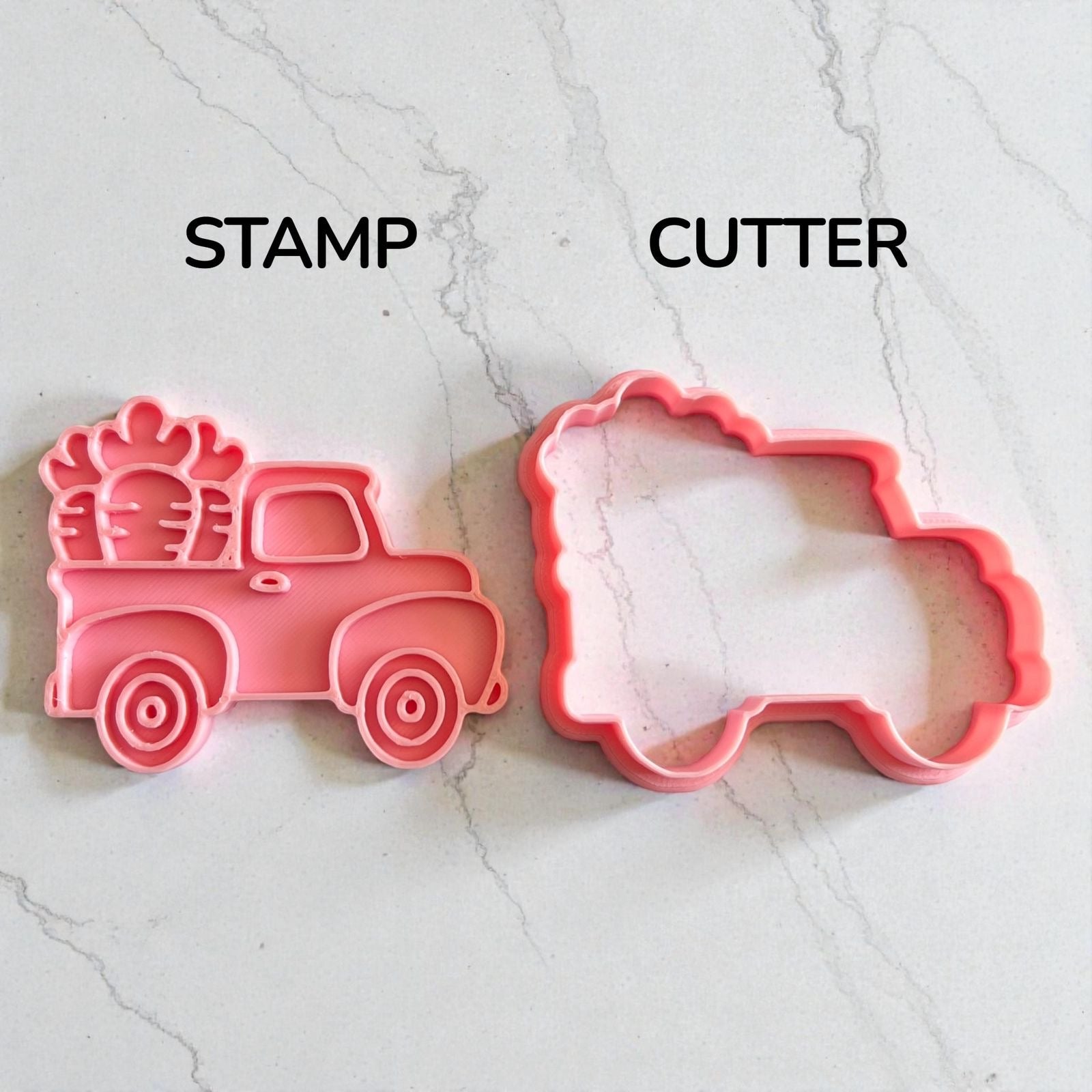 Cortador y sello de galleta auto con zanahoria pascua para fondant reposteria, galletas, masa fria y manualidades.
