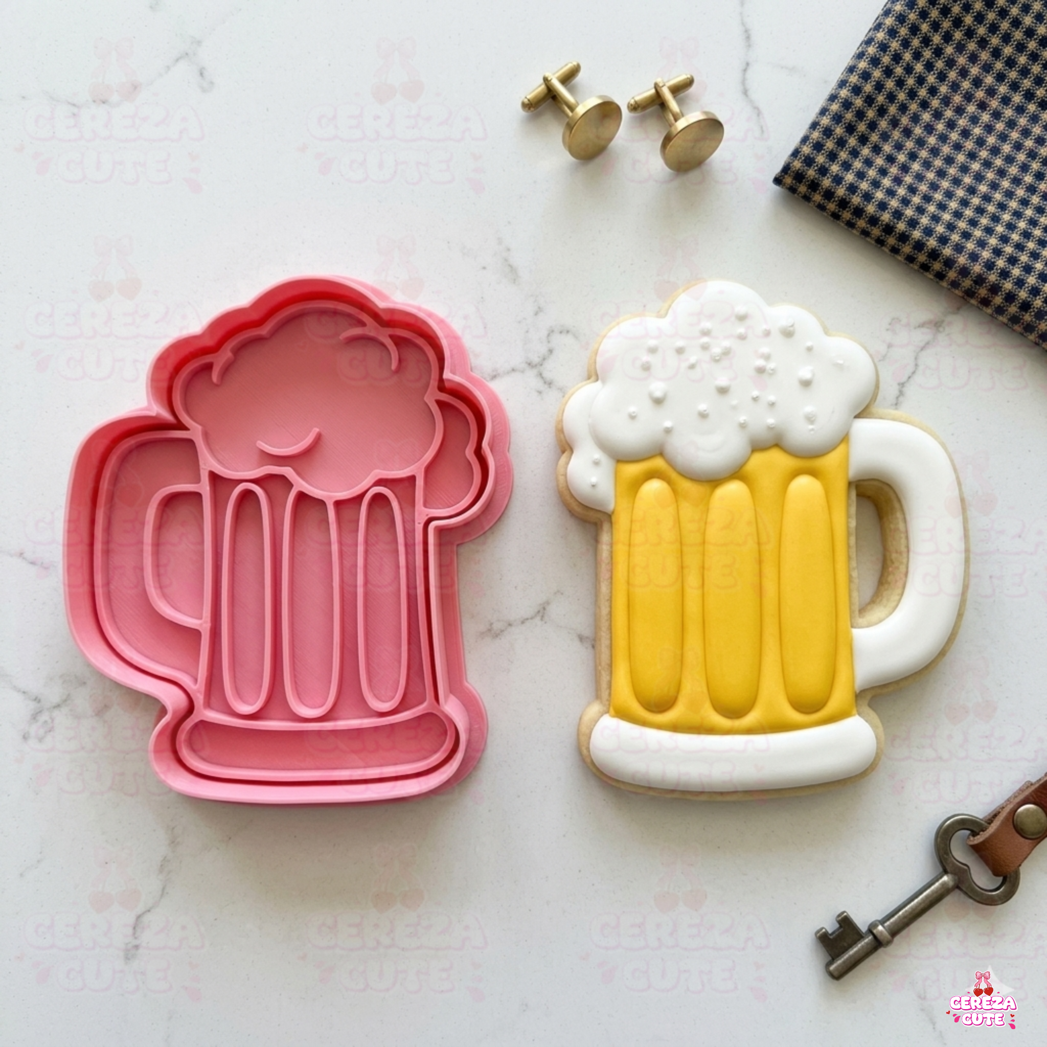 Cortador y sello de galletas Cerveza dia del padre para fondant reposteria, galletas, masa fria y manualidades.