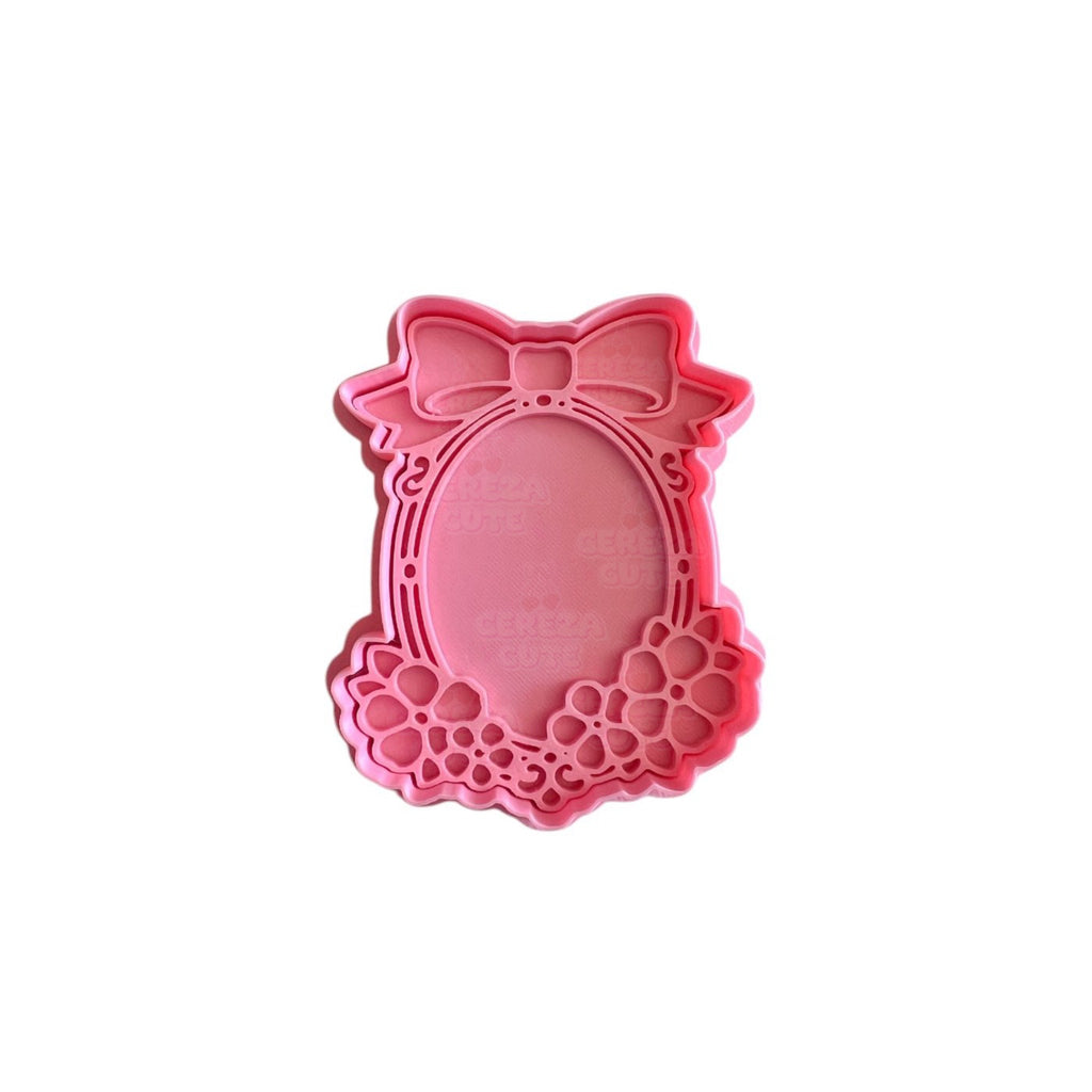 Cortador y sello de galleta Marco floral coquette para fondant reposteria, galletas, masa fria y manualidades.