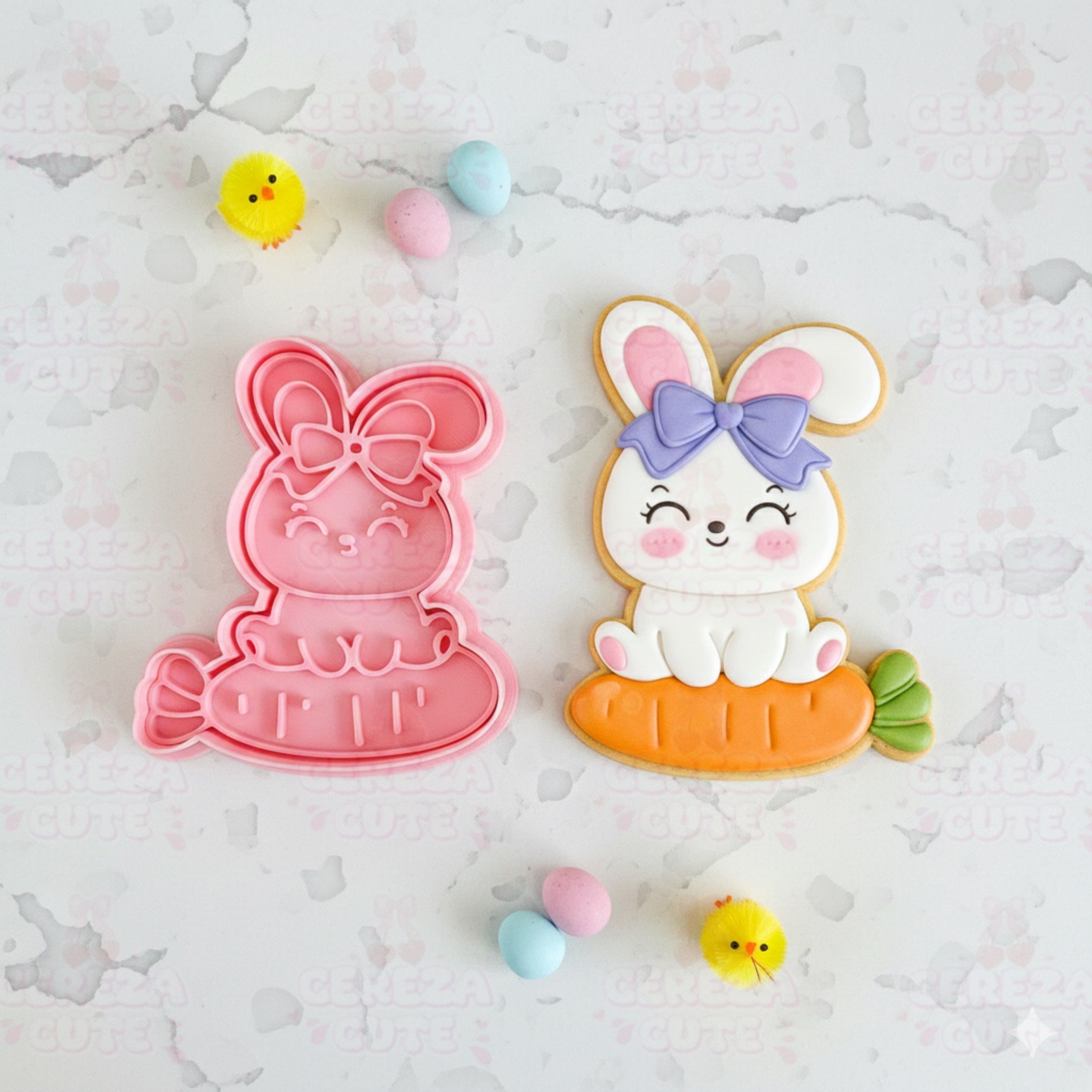 Cortador y sello de galleta Conejo encima de zanahoria pascua para fondant reposteria, galletas, masa fria y manualidades.