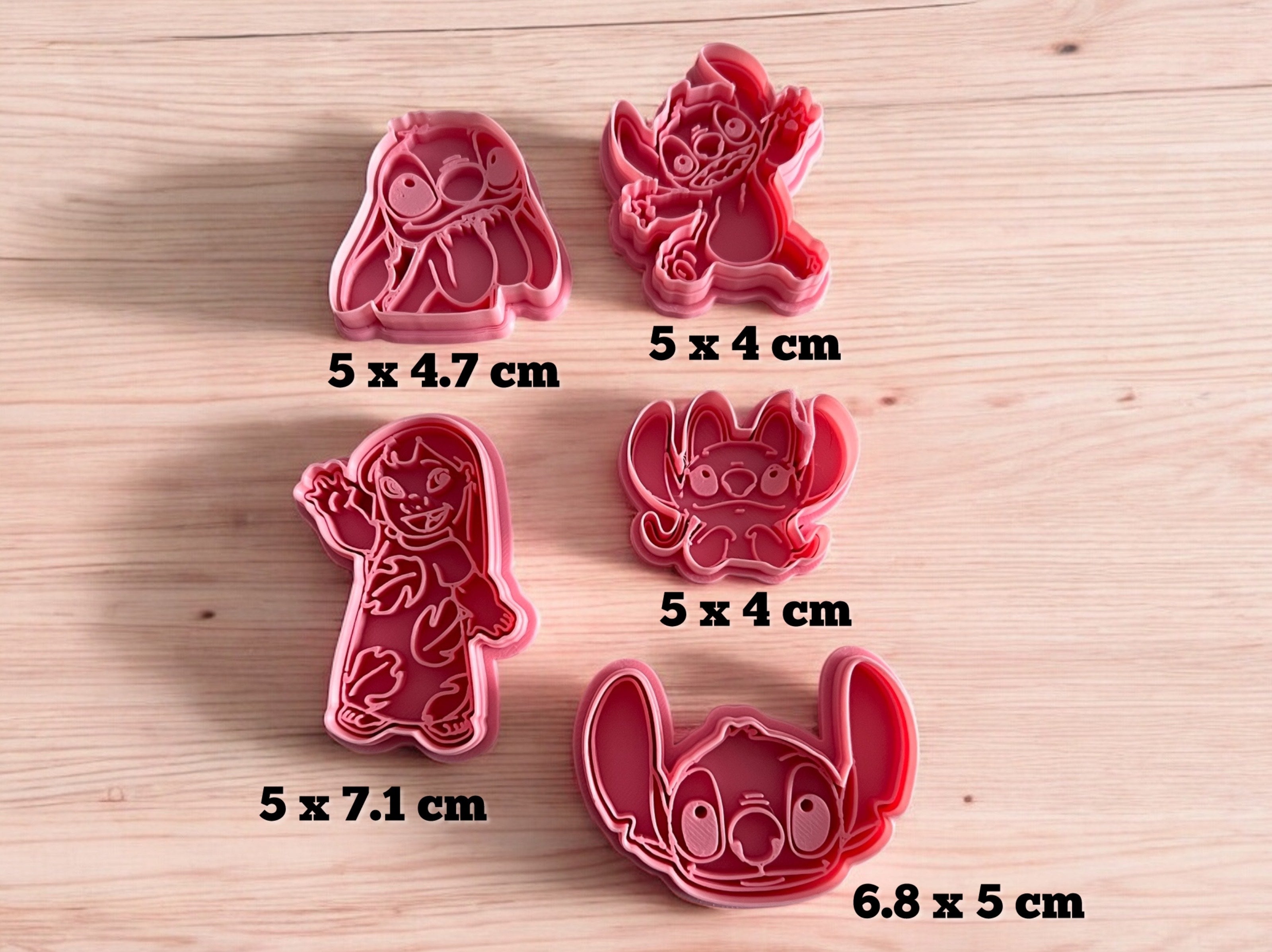 Cortadores y sellos de galletas, Set de 5 figuras de alien azul de peliculas tematicos 5cm para fondant, reposteria, galletas, masa fria y manualidades.